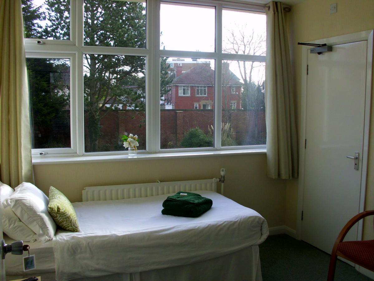 Salfordian Hotel Southport Buitenkant foto